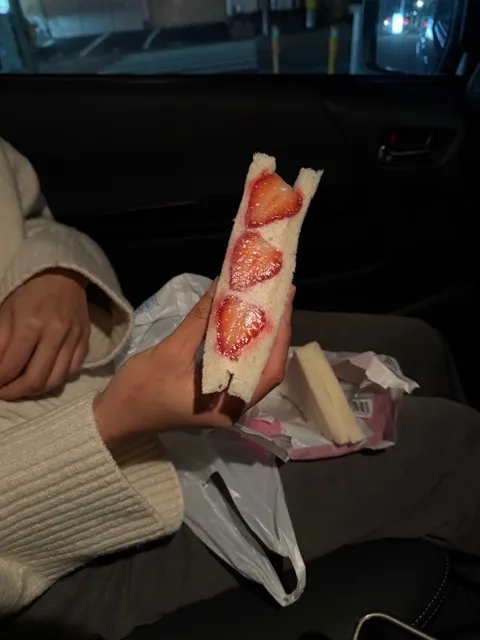 北九州 探偵｜桜の下での調査地への移動